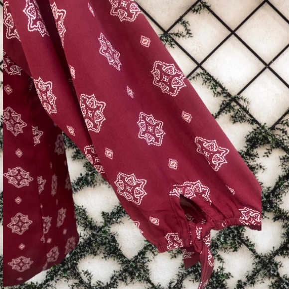 Papermoon Larie Tie Sleeve Top - Picture 6 of 13